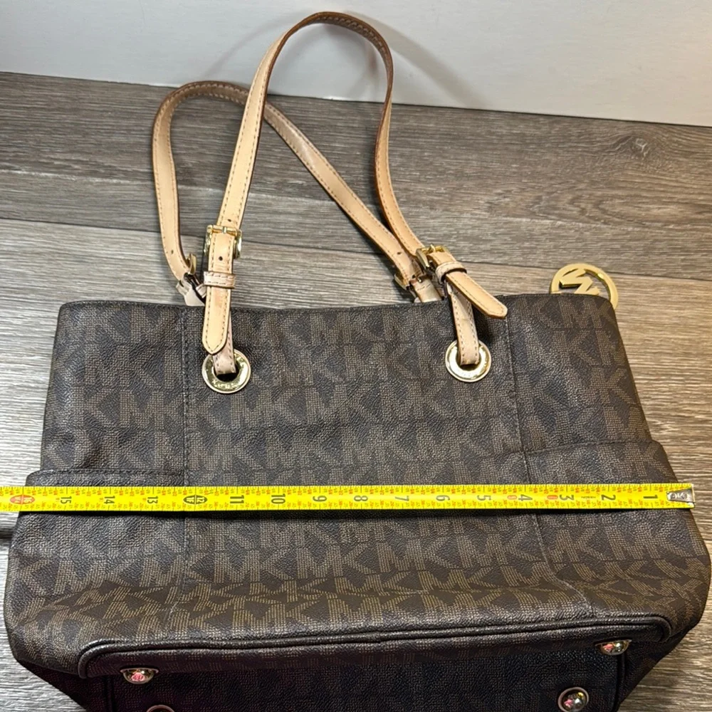 Michael Kors elegant tote